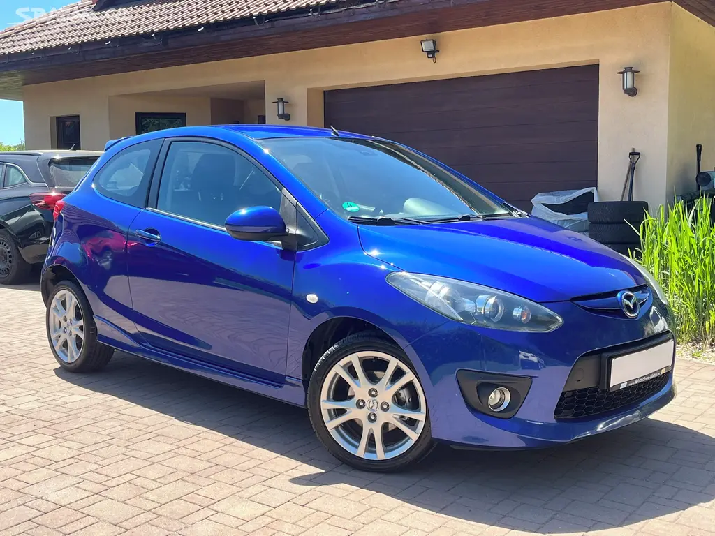 Mazda 2 1.35 63kW Sport Výhřev sedadel Aut. klima
